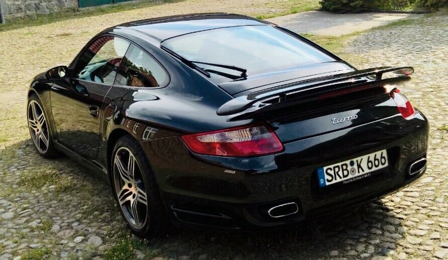 Left hand drive PORSCHE 911 997 TURBO